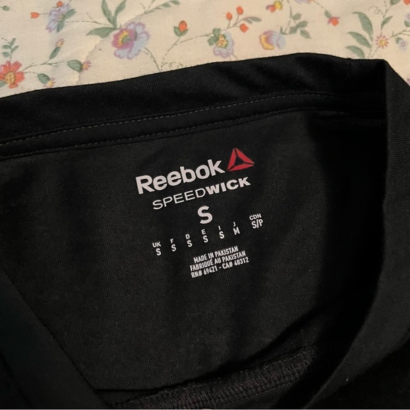 REEBOK Men’s Shirt - Picture 3 of 5